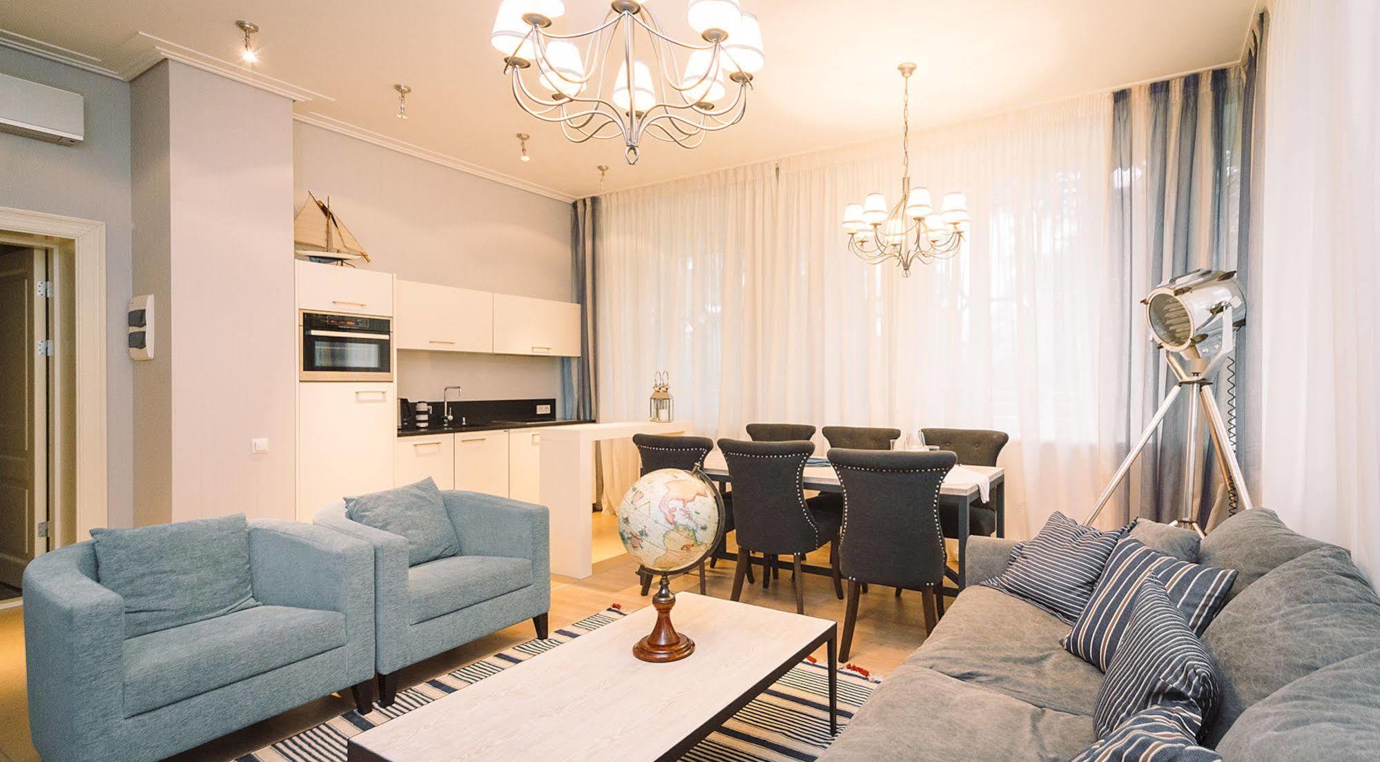 Wooden Villa Apartments Jūrkalne Extérieur photo
